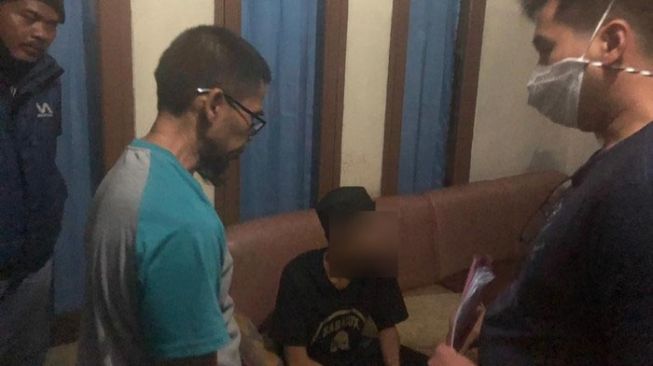 Jadi Tersangka Parodi Lagu Indonesia Raya, Adik dan Kakak DF Trauma