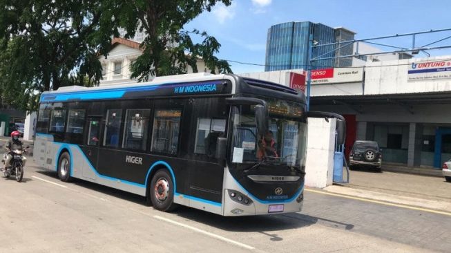 Elektrifikasi Transportasi Percepat Jakarta Bebas Emisi