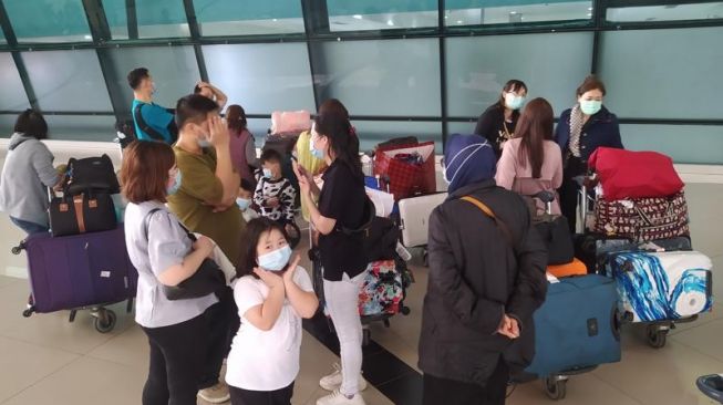 Keluarga Korban Sriwijaya Air Jatuh Diinapkan di Hotel Mewah Tangerang
