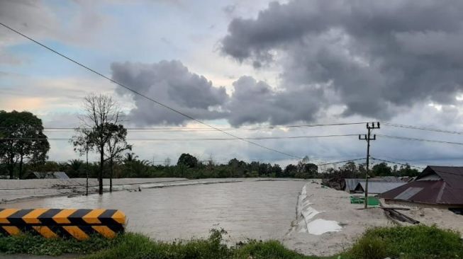 Banjir di Luwu Utara, Jumat 1 Januari 2020 / [Foto Istimewa]