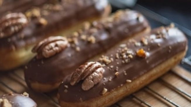 Resep Eclair Coklat Menggoda, Saudara Dekat Kue Sus Asal Prancis