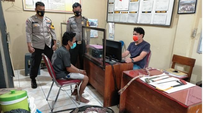 Pencuri Kabel Telkom Dibekuk Polisi saat Asik Nongkrong di Warung