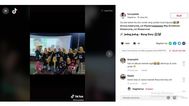 Viral Ibu-Ibu ini Kompak Nobar Sinetron Ikatan Cinta Pakai Baju Senada!