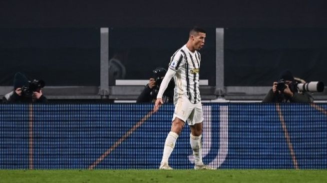 Pemain Juventus Cristiano Ronaldo merayakan golnya ke gawang Udinese dalam lanjutan Liga Italia di Juventus stadium, Turin. Marco BERTORELLO / AFP