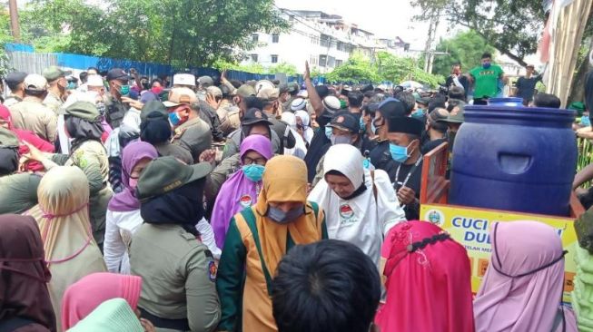 Ratusan Warga Datangi Pengajian UAS di Medan, Ada Pelanggaran Prokes?