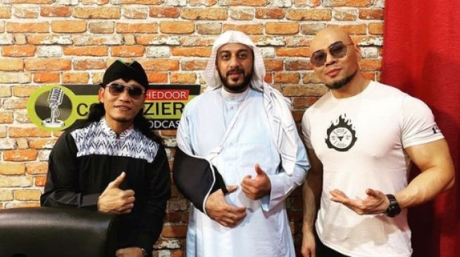 Sempat Dikabarkan Kritis, Gus Miftah Ungkap Kondisi Syekh Ali Jaber