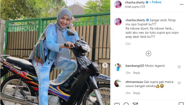 Chacha Sherly ternyata penyuka Honda Supra (Instagram)