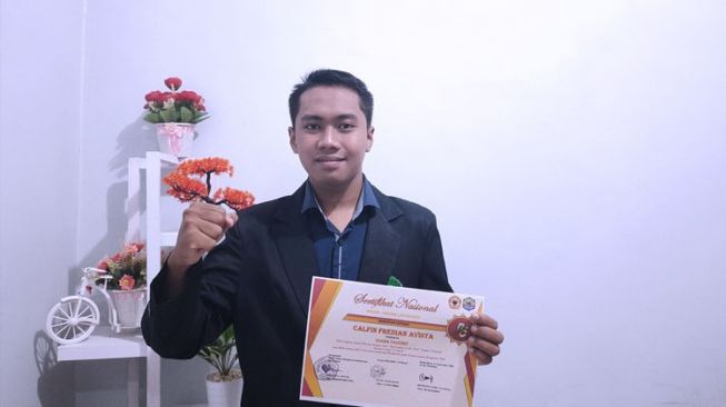 Mahasiswa UIN Maliki Malang Juara Favorit Lomba Fotografi Nasional Biocare