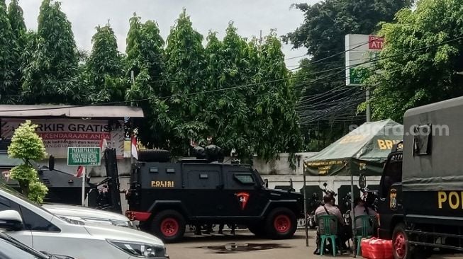 Rizieq Tak Hadir, TNI-Polri Tetap Jaga Ketat Sidang Gugatan di PN Jaksel