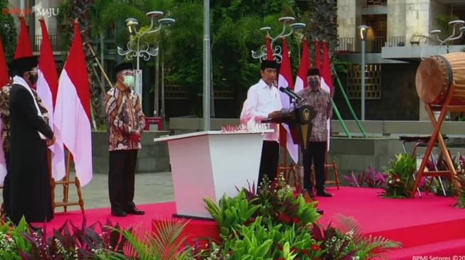 Presiden Joko Widodo (Jokowi) meresmikan renovasi Masjid Istiqlal di Jakarta Pusat, Kamis (7/1/2021) petang. (Tangkapan Layar Youtube Sekretariat Presiden)