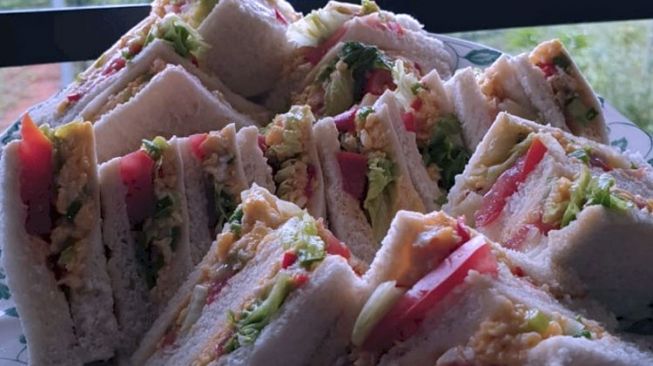 Sandwich Telur, Menu Sarapan Roti Ala Kafe, Begini Cara Bikinnya