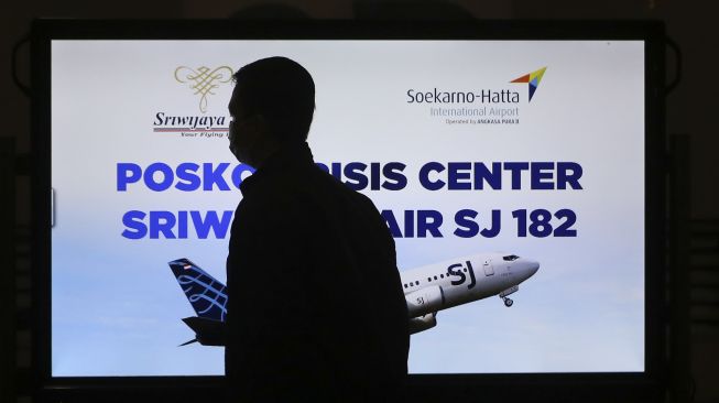 Jadi Korban Sriwijaya Air, Keluarga Ricko Mahullete Terbang ke Jakarta