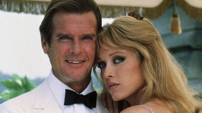 Pemain James Bond Tanya Roberts Meninggal Dunia Akibat Menderita ISK