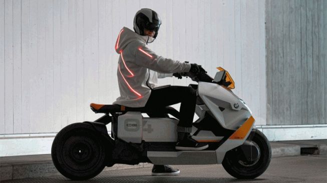 BMW Motorrad Definition CE 04 dengan desain futuristik [BMW Motorrad via ANTARA]