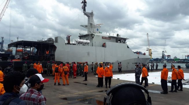 Selebgram Diduga jadi Korban Pesawat Siriwijaya Air SJ182 Jatuh