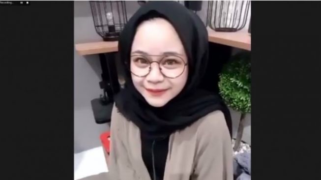 Chef Aiko Sholat Gaib, Syifa Mila Selebgram Pontianak Korban Sriwijaya Air