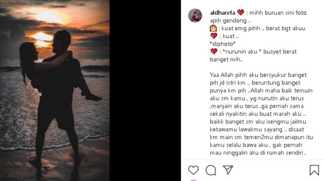 Istri Pramugara Okky Bisma Jadi Sorotan Nitizen, Ini Doa untuk Sang Suami