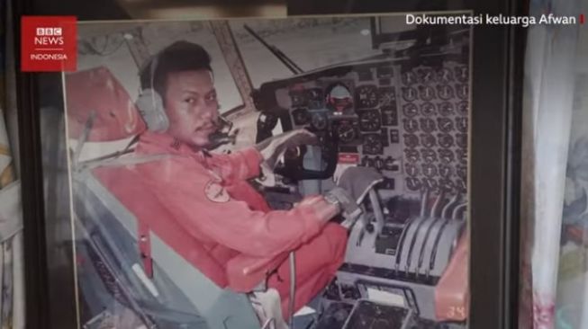 Kapten Afwan, Pilot SJ 182 Dimakamkan di Taman Makam Pahlawan Pondok Rajeg