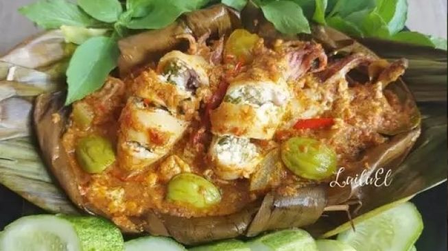 Resep Pepes Cumi Bunting, Bikin Makan Siang Makin Nikmat