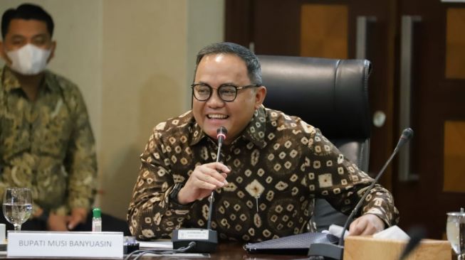 Riuh Bupati Dodi Reza Alex Noerdin Ditangkap KPK, Warganet: Like Father Like Son