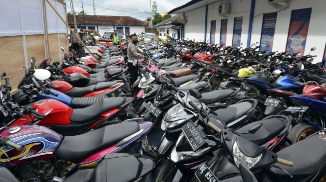 Ratusan Motor Berknalpot Racing Disita Polisi