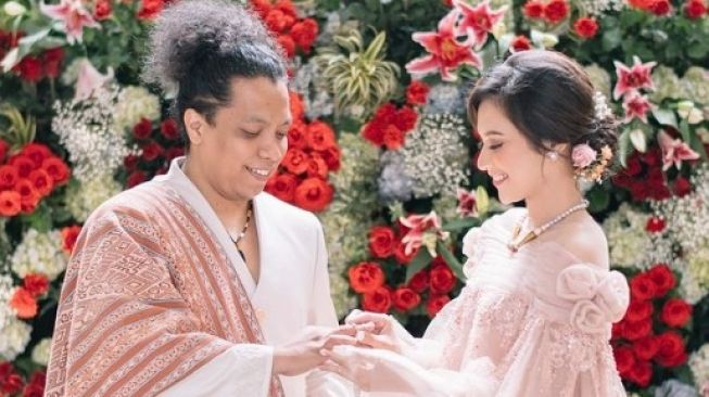 Indah Permatasari Ngaku Sembunyikan Tangisan Saat Nikah Tak Direstui Ibunda