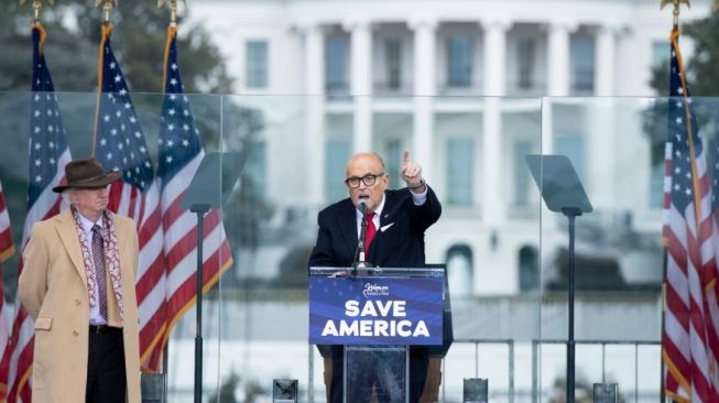 Performa John Eastman, Pengacara Gandengan Trump untuk Sidang Pemakzulan