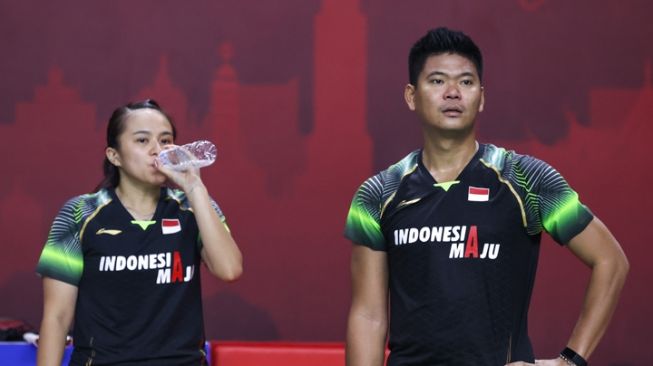 Pasangan ganda campuran Indonesia, Praveen Jordan/Melati Daeva Oktavianti saat memainkan laga perempat final Yonex Thailand Open 2021 di di Impact Arena, Bangkok, Jumat (15/1/2021). [BWF/Badmintonphoto]