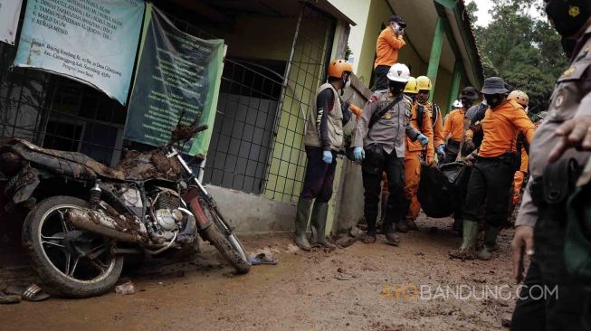 Anggota DPR Ini Minta Pencarian Korban Longsor Cimanggung Diperpanjang