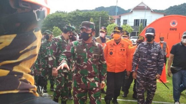 Tekan Kasus Covid-19, Panglima TNI: Petugas PPKM Skala Mikro Harus Optimal