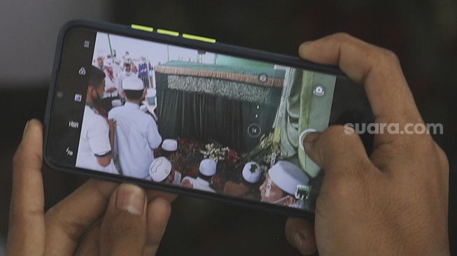 Wasiat Habib Ali: Jangan Tinggalkan Majelis Taklim dan Baca Sholawat