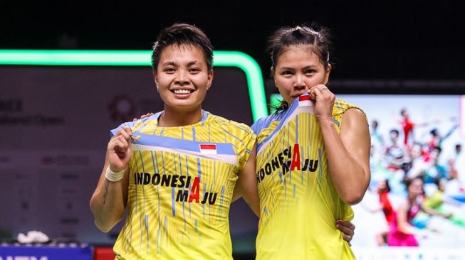 Pasangan ganda putri Indonesia, Greysia Polii/Apriyani Rahayu menjuarai Yonex Thailand Open 2021 di Impact Arena, Bangkok, Thailand, Minggu (17/1/2021). [BWF/Badmintonphoto].