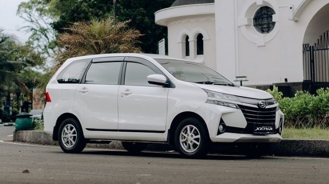 Grand Daihatsu Xenia sahabat keluarga Indonesia [PT Astra Daihatsu Motor].