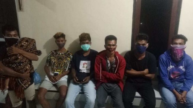 Hendak ke Papua, 14 Tenaga Kerja Ilegal asal NTT Diamankan Polisi