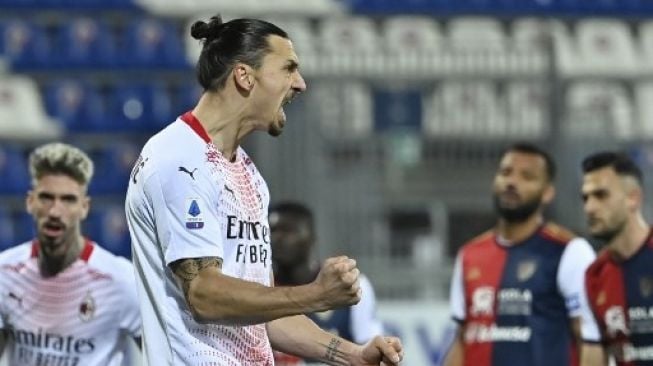 Cetak Brace Lawan Cagliari, Pioli: Zlatan Ibrahimovic Melebihi Ekspektasi