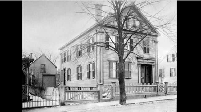 Rumah bekas pembunuhan brutal abad ke-19, keluarga Borden. [Wikipedia]