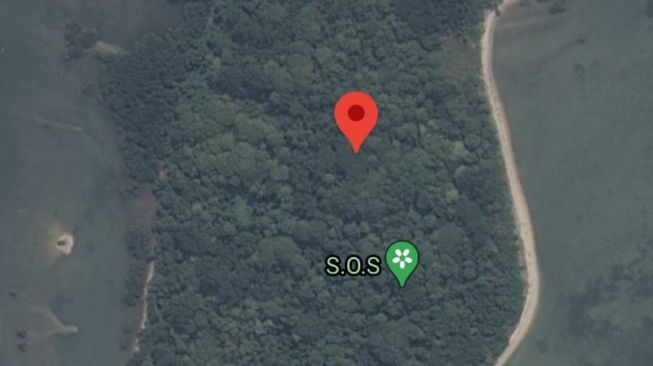 Heboh munculnya tulisan SOS di Pulau Laki, area pesawat Sriwijaya Air SJ182 jatuh (GoogleMaps).
