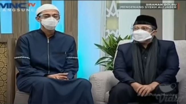 Ustaz Yusuf Mansur dan Al Hasan Jaber. (Youtube/Core of Daily)