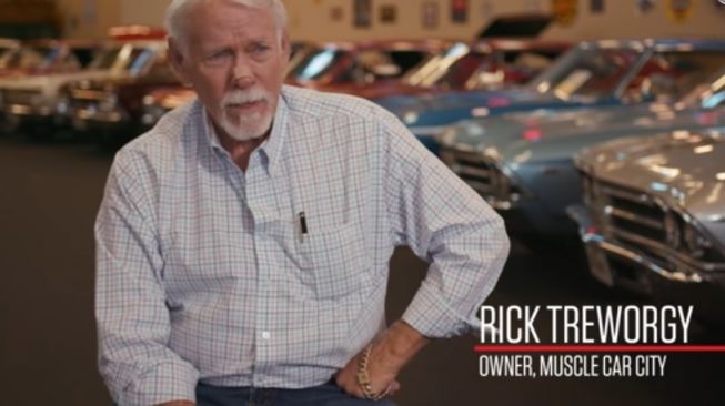 Rick Treworgy, pemilik Muscle Car City [YouTube: Muscle Car City].