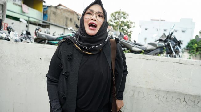 Aktor Teddy Syah Berduka, Istrinya Artis Rina Gunawan Meninggal Dunia