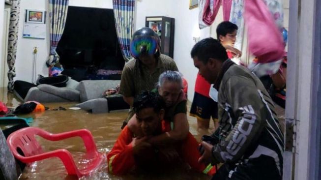 Covid-19 Ancam Posko Pengungsian Banjir di Banjarbaru