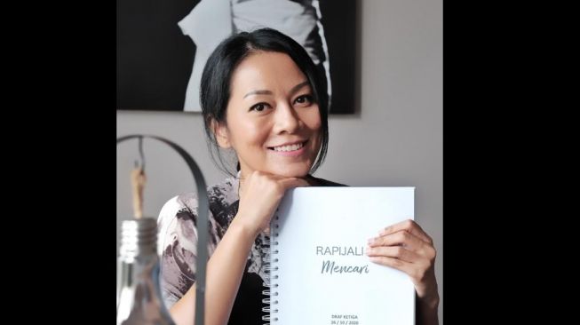 Dewi Dee Lestari rilis buku RAPIJALI