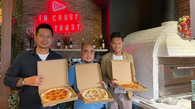 Pizzapedia Hadirkan Konsep Pizza Custom Pertama di Indonesia