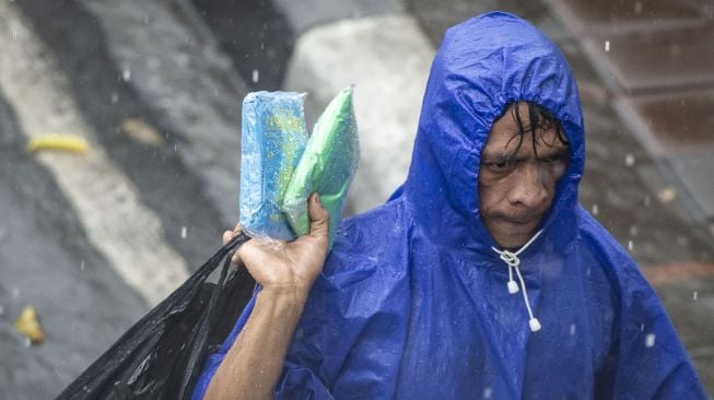 BMKG Peringatkan Potensi Hujan Deras dan Angin Kencang di Jawa Tengah