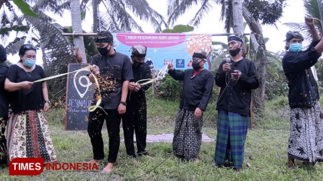 Sekolah Adat Osing Banyuwangi. [foto: Times Indonesia]