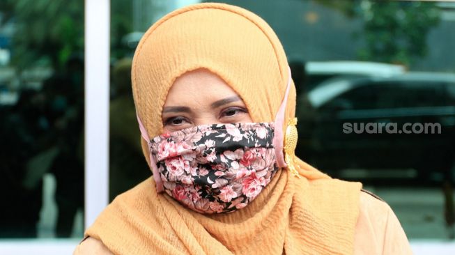 Dampak Pandemi, Tabungan Evie Tamala Terkuras untuk Biaya Hidup