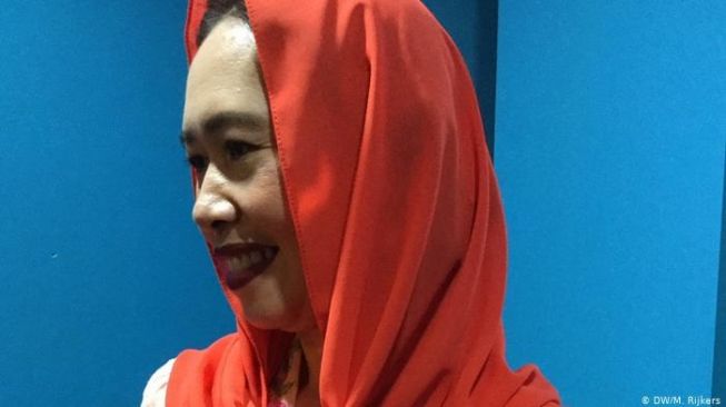 Nisa Alwis ungkap alasan lepas jilbab (DW/Monique Rijkers)