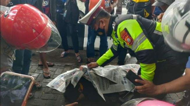 Tabrak Lari Depan Pos Polisi Fly Over Makassar, Korban Meninggal