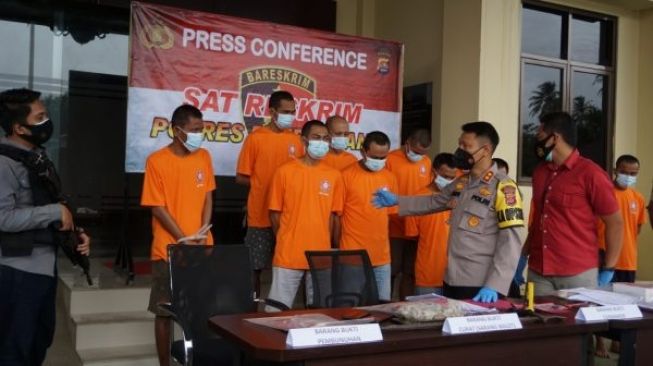 Diduga Memasukkan Jari ke Kemaluan Balita, Pemuda Picung Ini 'Melawan'