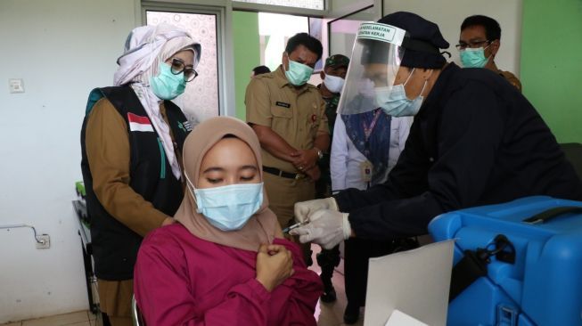Tenaga Kesehatan di Kab. Tangerang Mulai Muncul Keluhan usai Divaksin